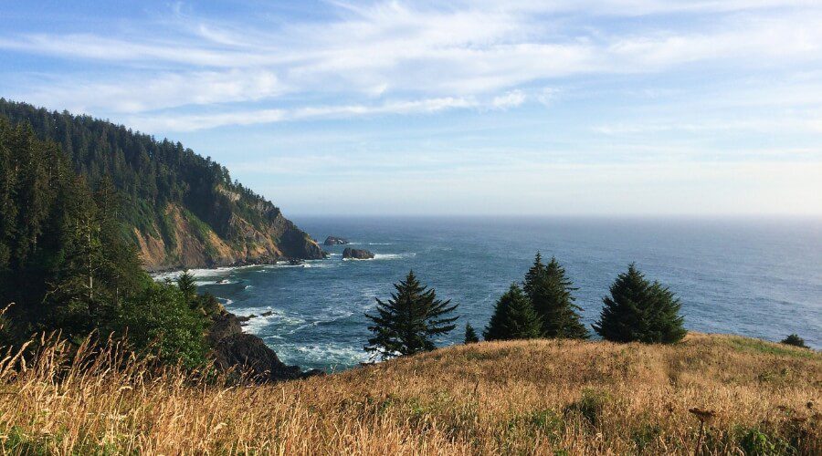 Hiking Oregon's Mystic Trails: Top 5 Must-Visit Locations for Panoramic Vistas